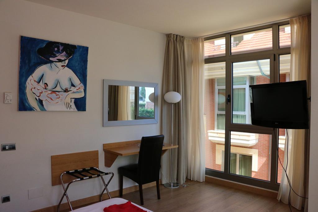Maritimo Ris Con Garaje Hotel